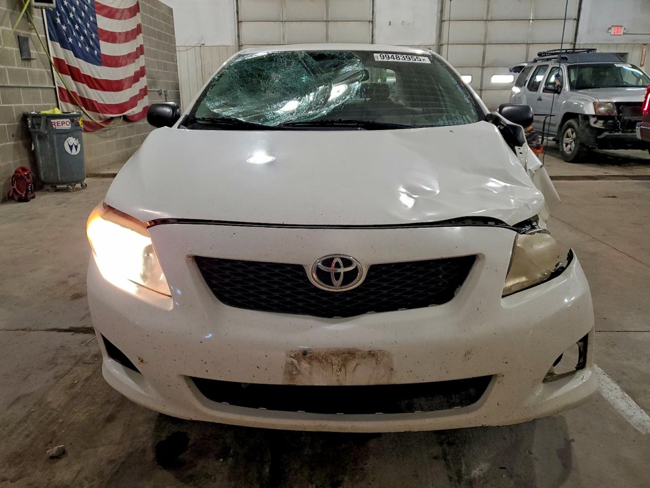 Toyota Corolla Base Image 6