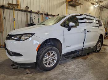  Salvage Chrysler Minivan