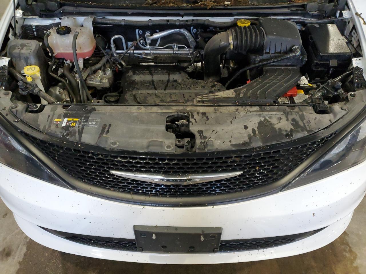 Chrysler Minivan Lx Image 8