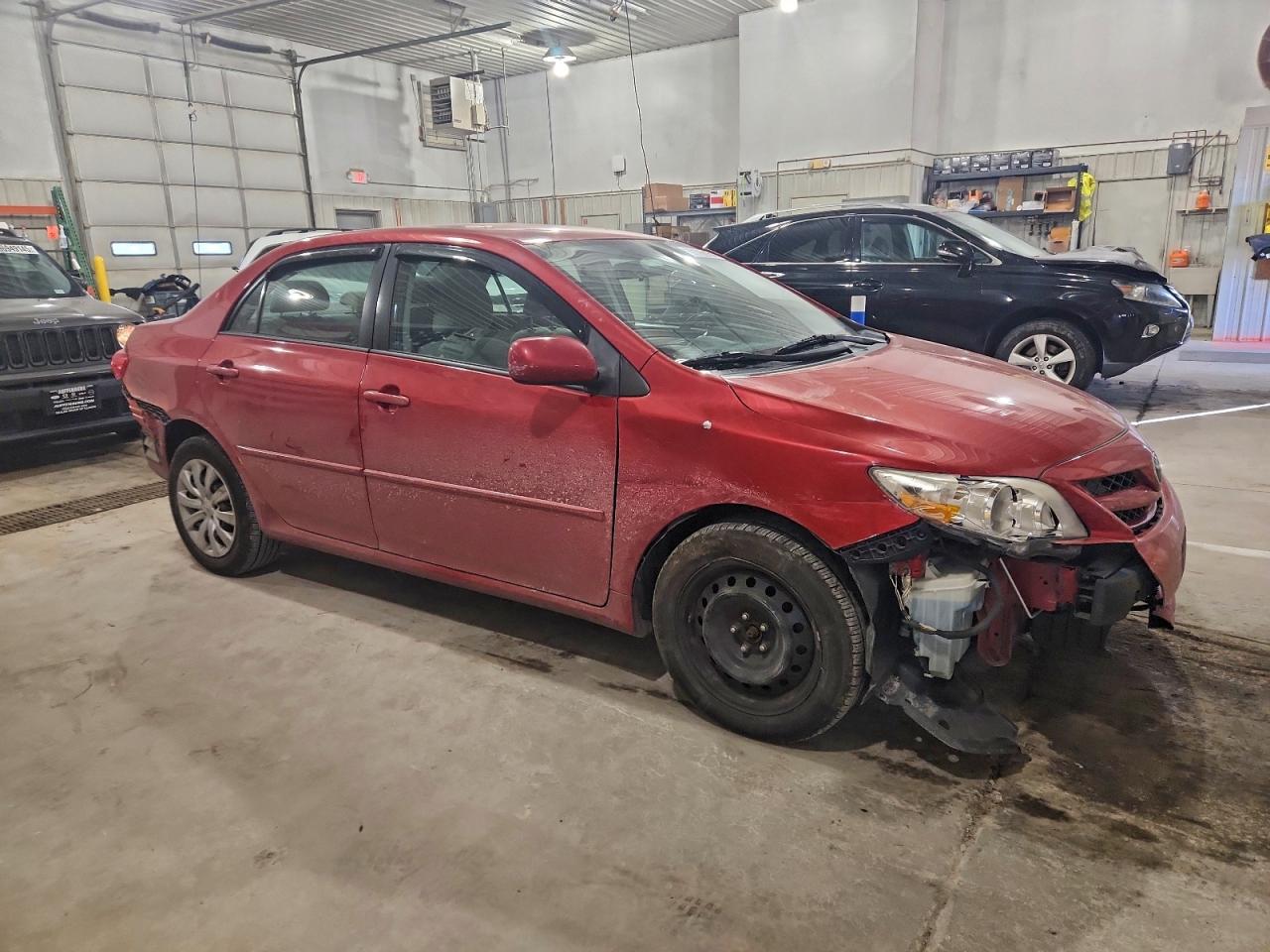 Toyota Corolla Base Image 2