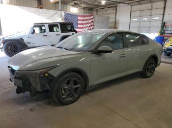  Salvage Kia K4 Lx