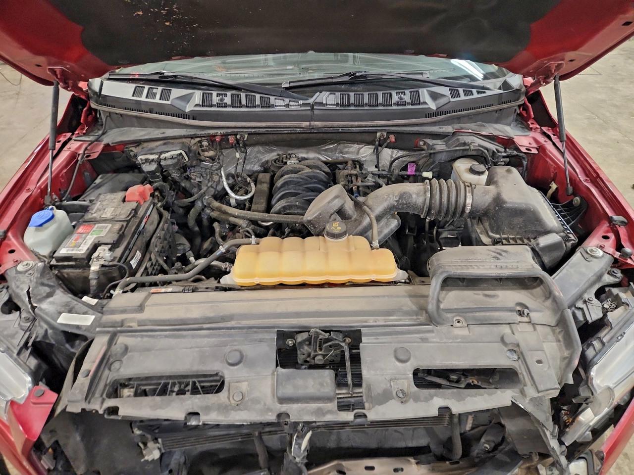 Ford F-150 Supercrew Image 9