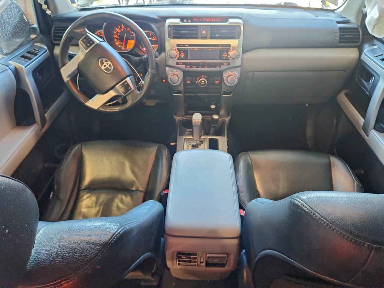 Toyota 4Runner Sr5 Image 4