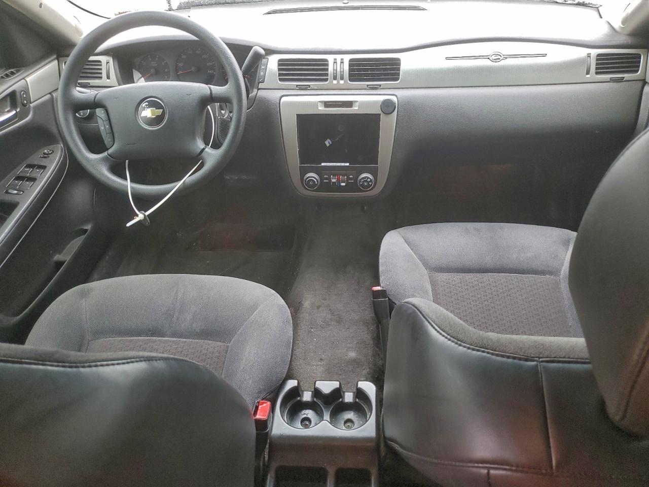 Chevrolet Impala Police Image 11