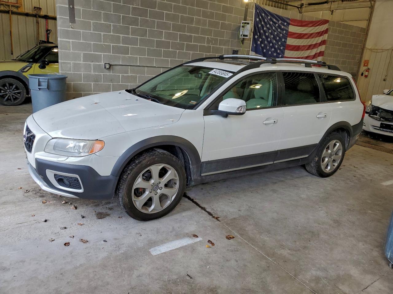 Volvo XC70 T6 Image 1