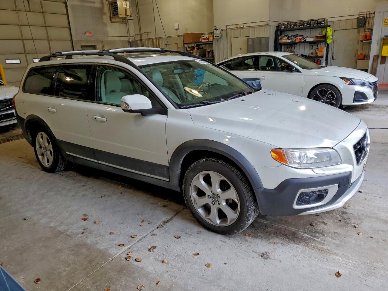 Volvo XC70 T6 Image 6