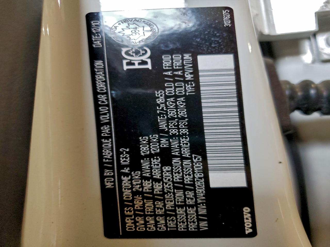 Volvo XC70 T6 Image 10