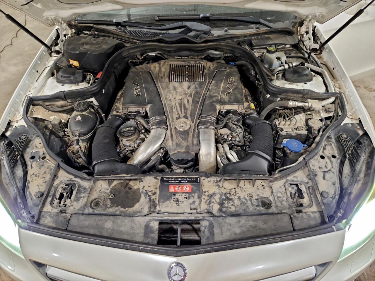 Mercedes-Benz Cls-class 550 4matic Image 4