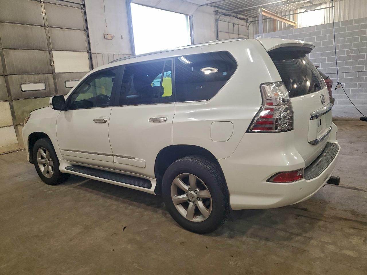 Lexus Gx 460 Image 11