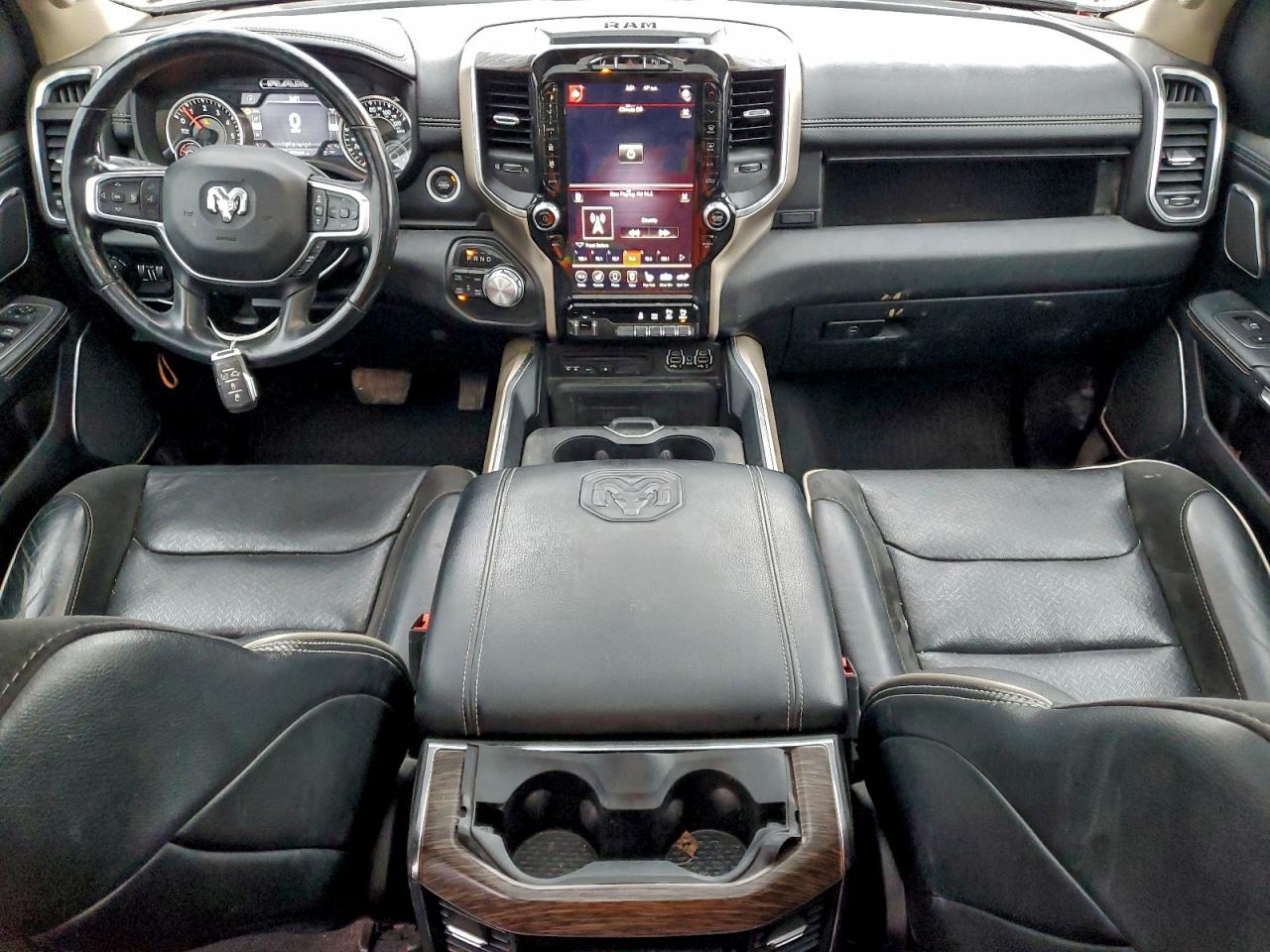 Ram 1500 Laramie Image 4