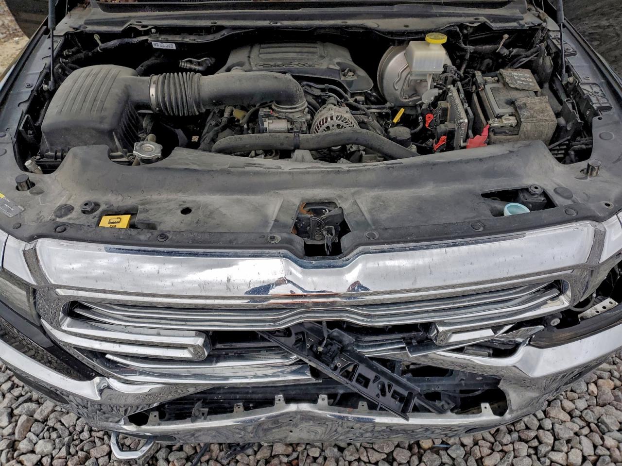 Ram 1500 Laramie Image 7