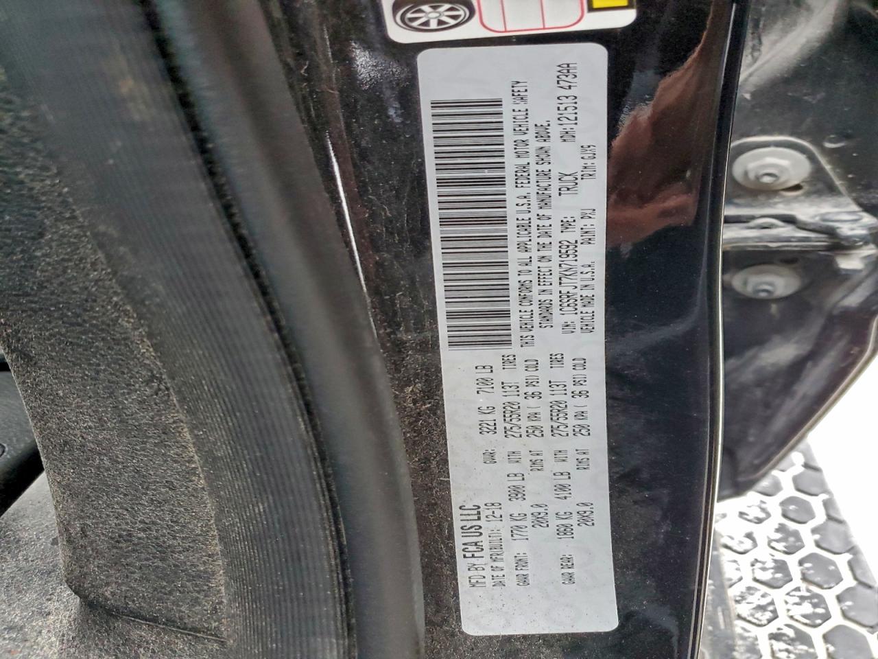 Ram 1500 Laramie Image 9